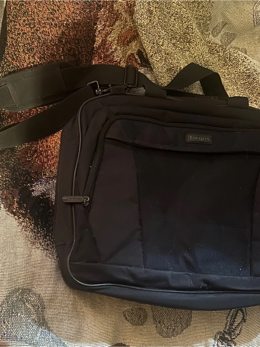 Targus Black Men's Laptop Briefcase with Padded Compartments